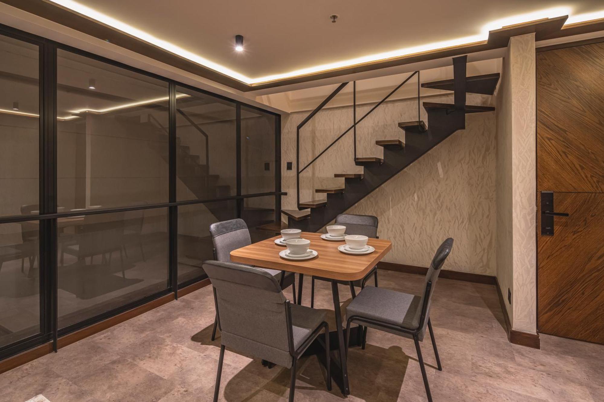 Golden Valley Hotel ميديلين المظهر الخارجي الصورة